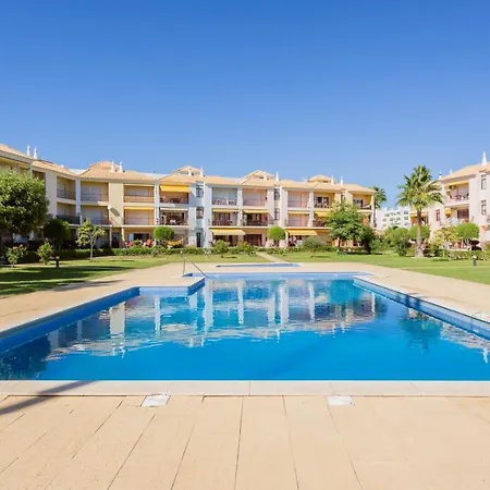 Serene W/ Balcony And Pool By Lovelystay * Quarteira